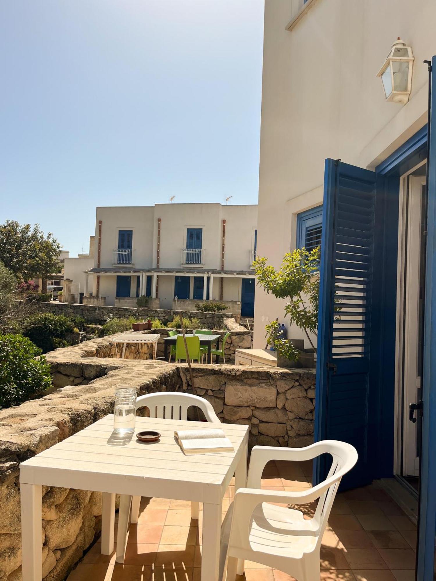 Orsola Apartments Favignana Camera foto
